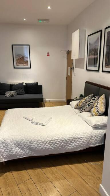 Sleep 6 Piccadilly Grand In London Vr5 Apartment ภายนอก รูปภาพ
